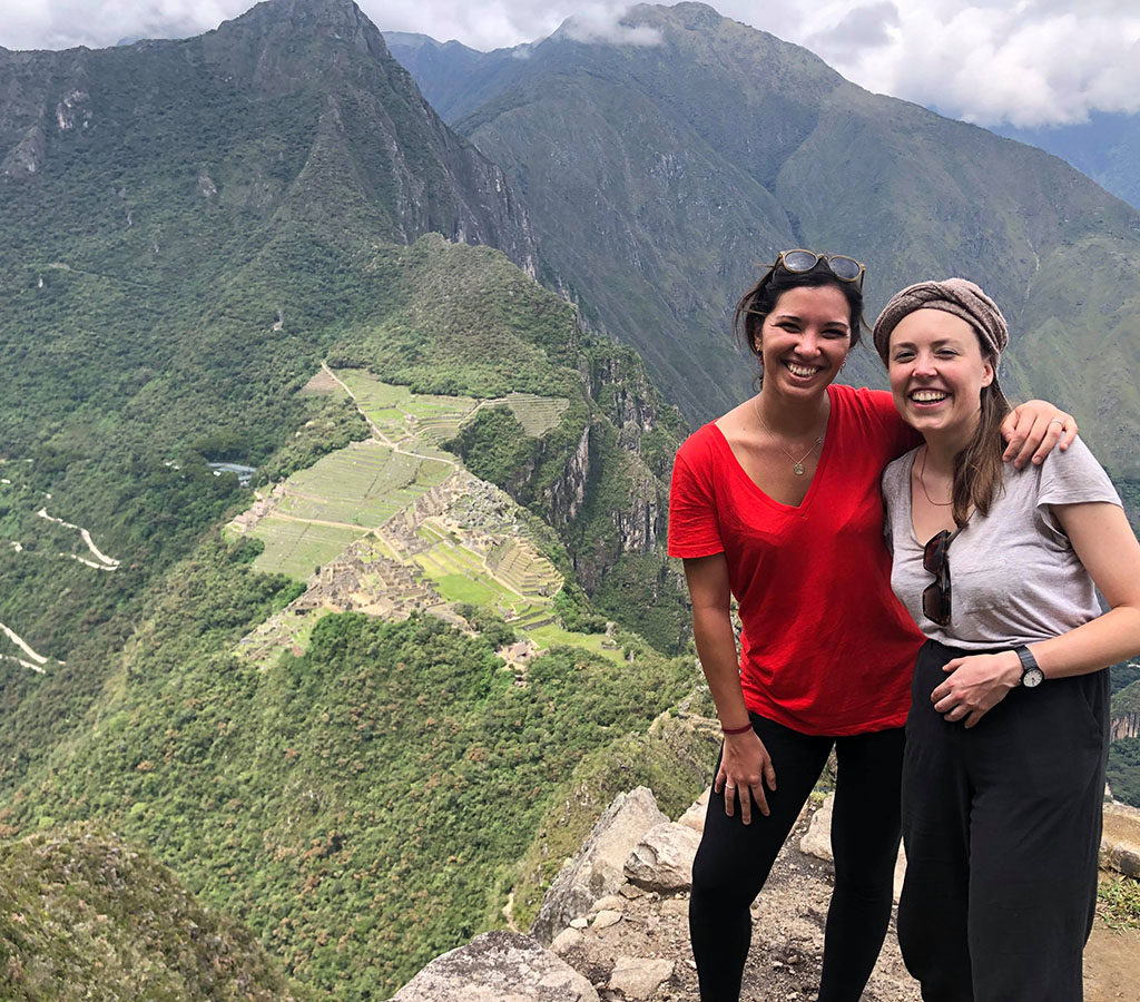 Spanish psychologists stuck in Peru. Macarena and Marta had to travel from Cuzco to Lima where they will get a flight to Spain