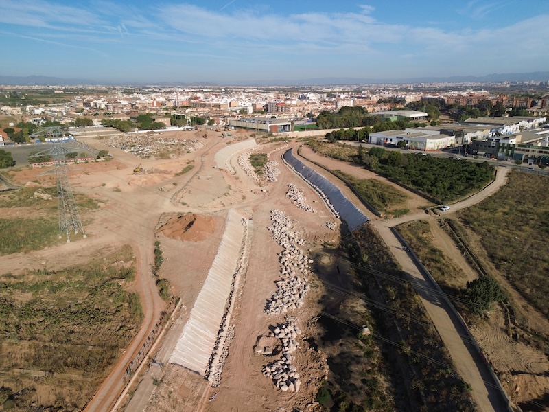 Vista aérea de la reconstrucción de las infraestructuras tras la DANA en Valencia